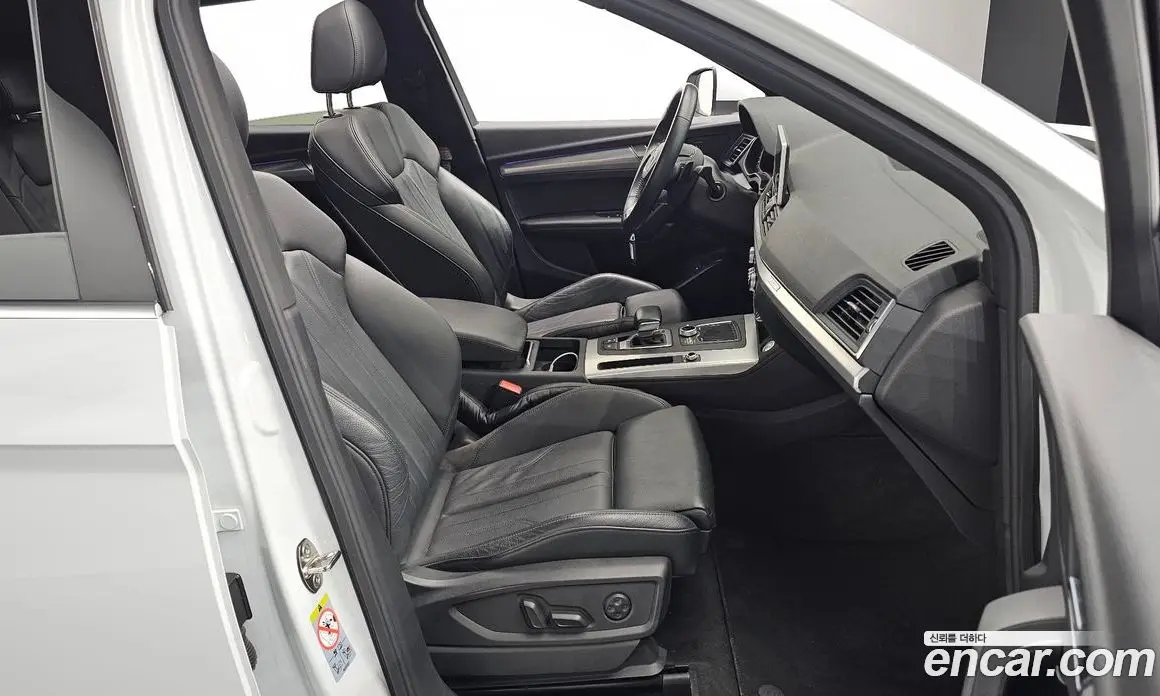 Audi Q5 2020 2.0 автомат (гидро), фото 16