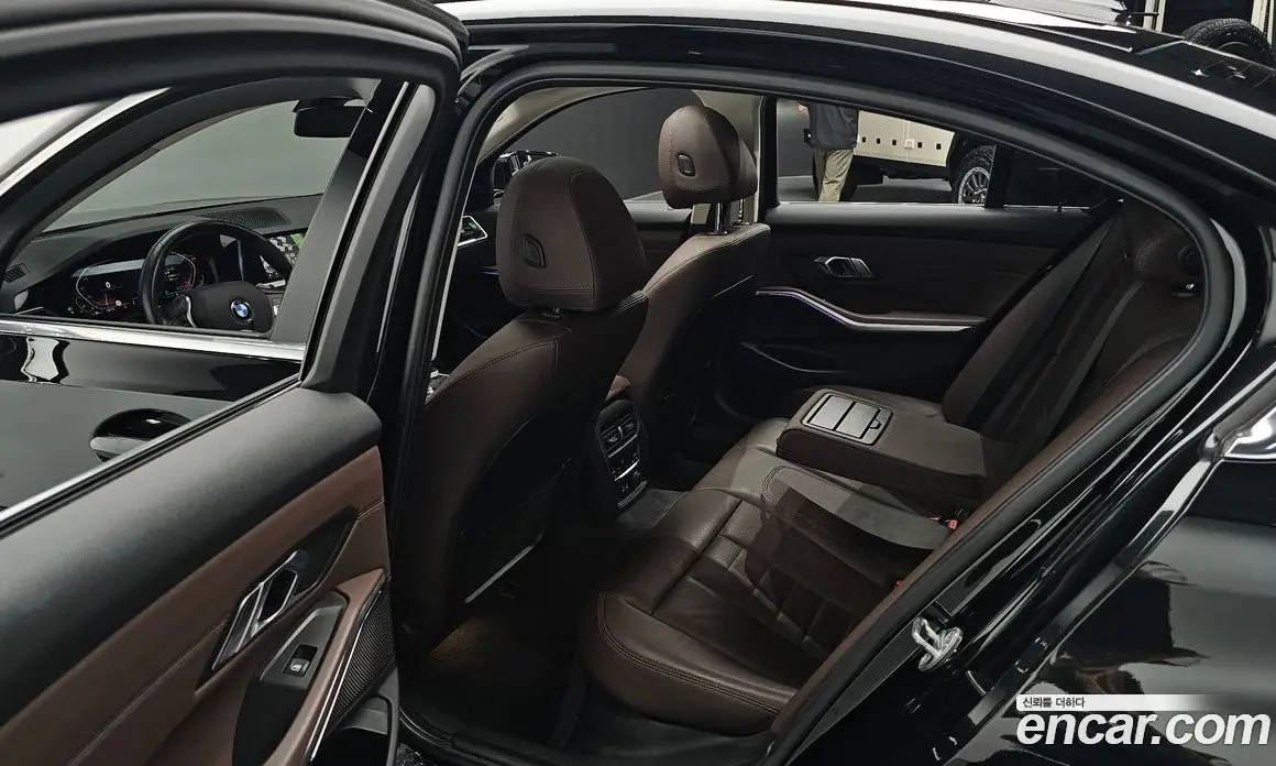 BMW 3 серия 2019 2.0 автомат (гидро), фото 17