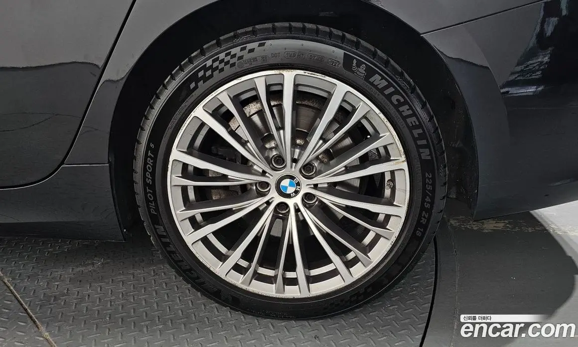 BMW 3 серия 2019 2.0 автомат (гидро), фото 6