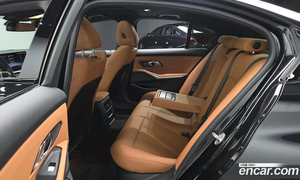 BMW 3 серия 2024 2.0 автомат (гидро), фото 17