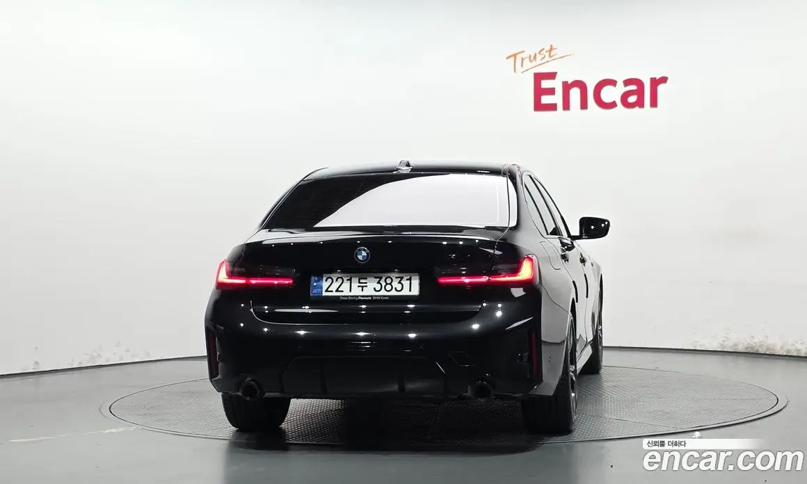 BMW 3 серия 2024 2.0 автомат (гидро), фото 4