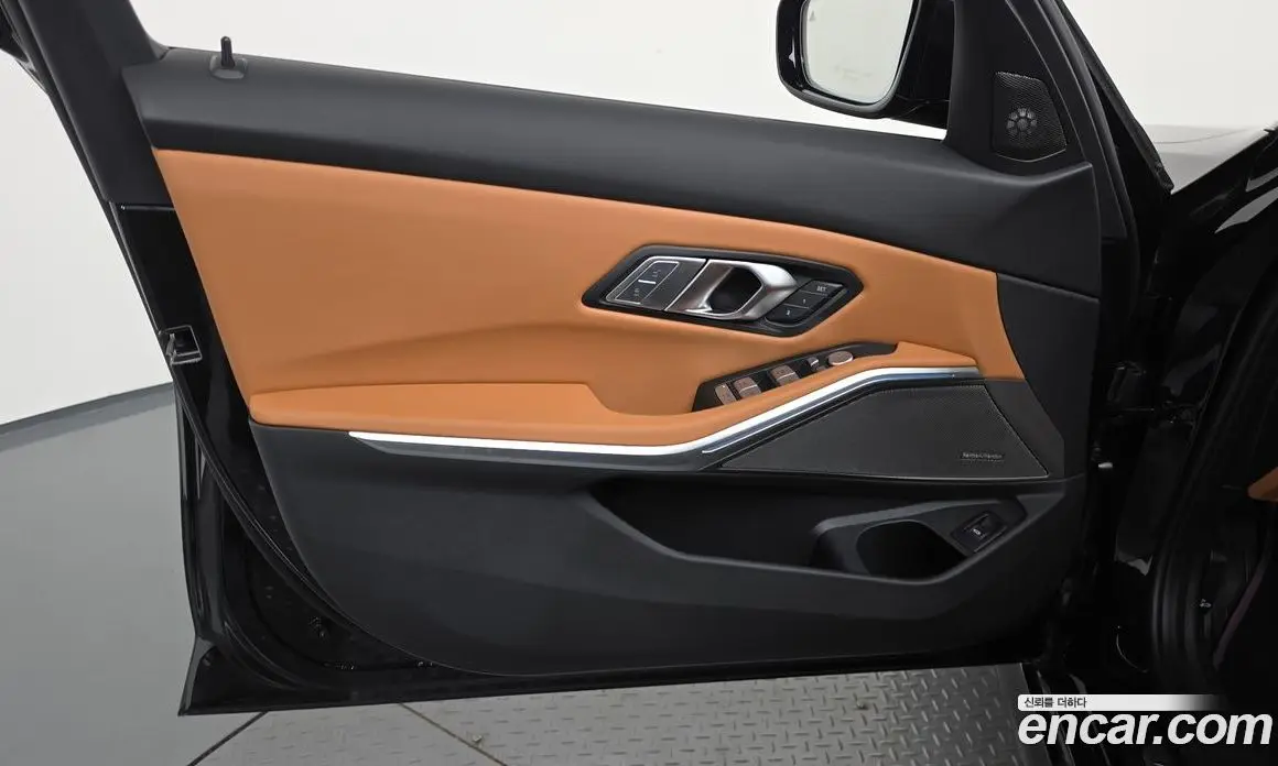 BMW 3 серия 2024 2.0 автомат (гидро), фото 13