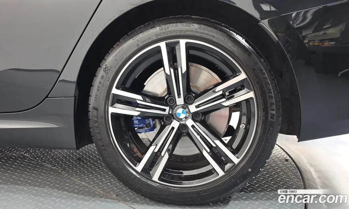 BMW 3 серия 2024 2.0 автомат (гидро), фото 6