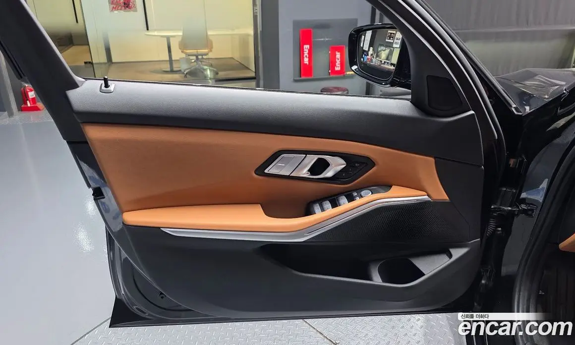 BMW 3 серия 2025 2.0 автомат (гидро), фото 14 BMW 3 серия 2025 2.0 автомат (гидро), фото 14
