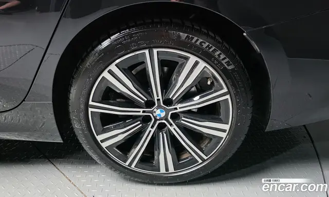 BMW 3 серия 2025 2.0 автомат (гидро), миниатюра 5 BMW 3 серия 2025 2.0 автомат (гидро), миниатюра 5
