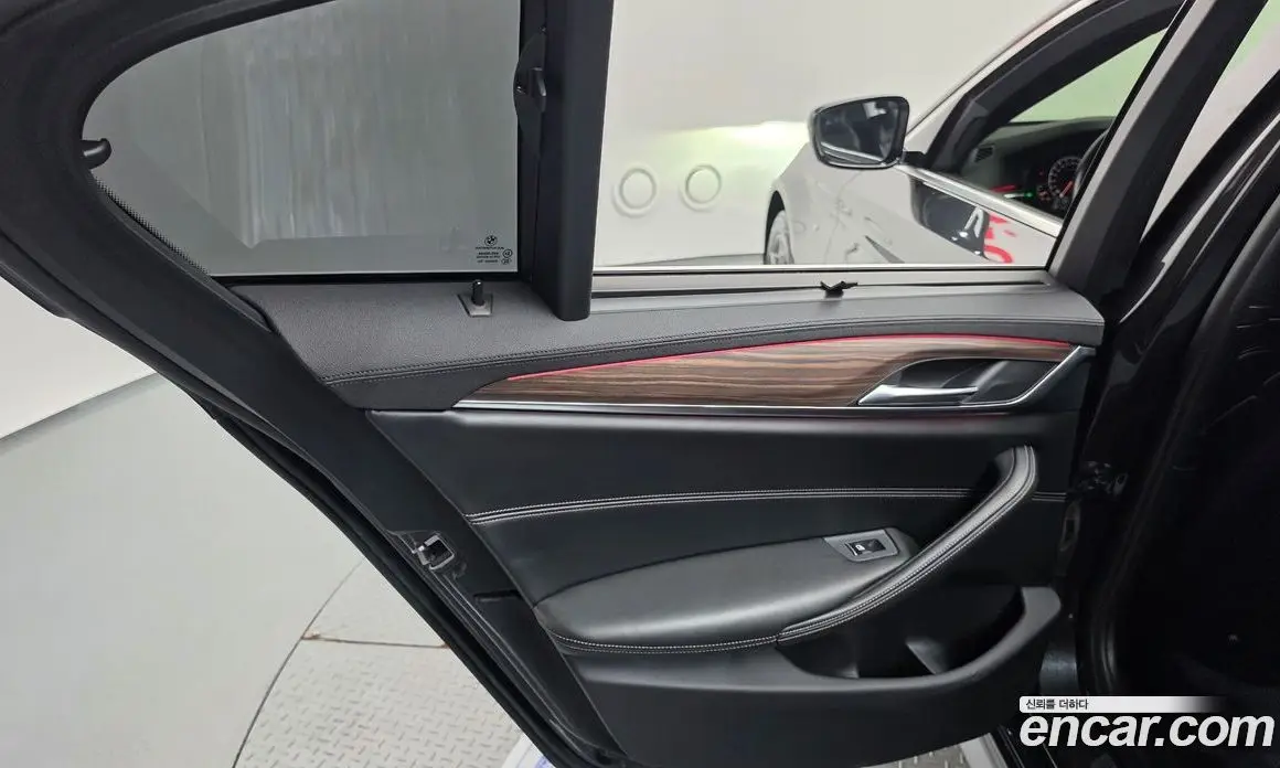BMW 5 серия 2018 2.0 автомат (гидро), фото 15