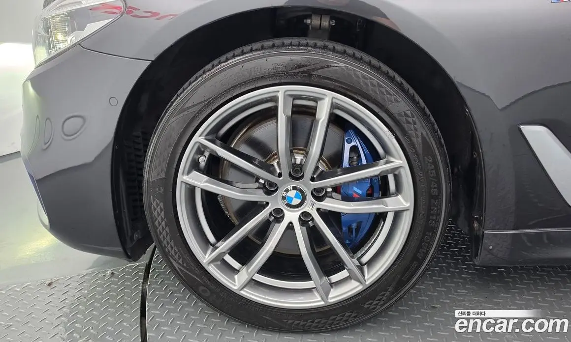 BMW 5 серия 2018 2.0 автомат (гидро), фото 5