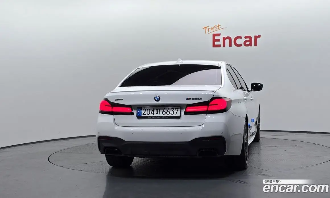 BMW 5 серия 2022 4.4 автомат (гидро), фото 4