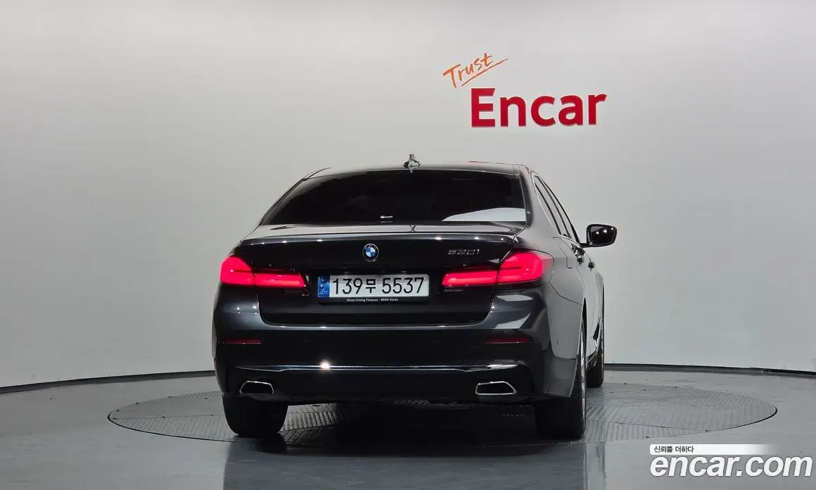 BMW 5 серия 2022 2.0 автомат (гидро), фото 3