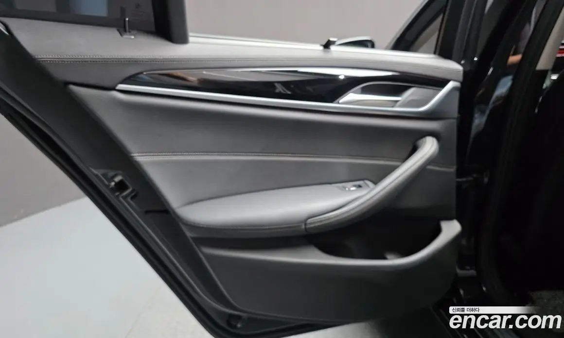 BMW 5 серия 2022 2.0 автомат (гидро), фото 15 BMW 5 серия 2022 2.0 автомат (гидро), фото 15