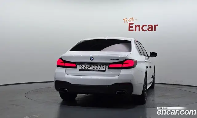 BMW 5 серия 2023 2.0 автомат (гидро), миниатюра 4 BMW 5 серия 2023 2.0 автомат (гидро), миниатюра 4
