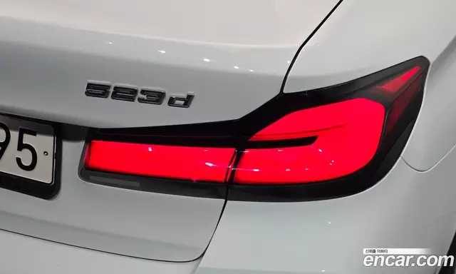 BMW 5 серия 2023 2.0 автомат (гидро), миниатюра 9 BMW 5 серия 2023 2.0 автомат (гидро), миниатюра 9