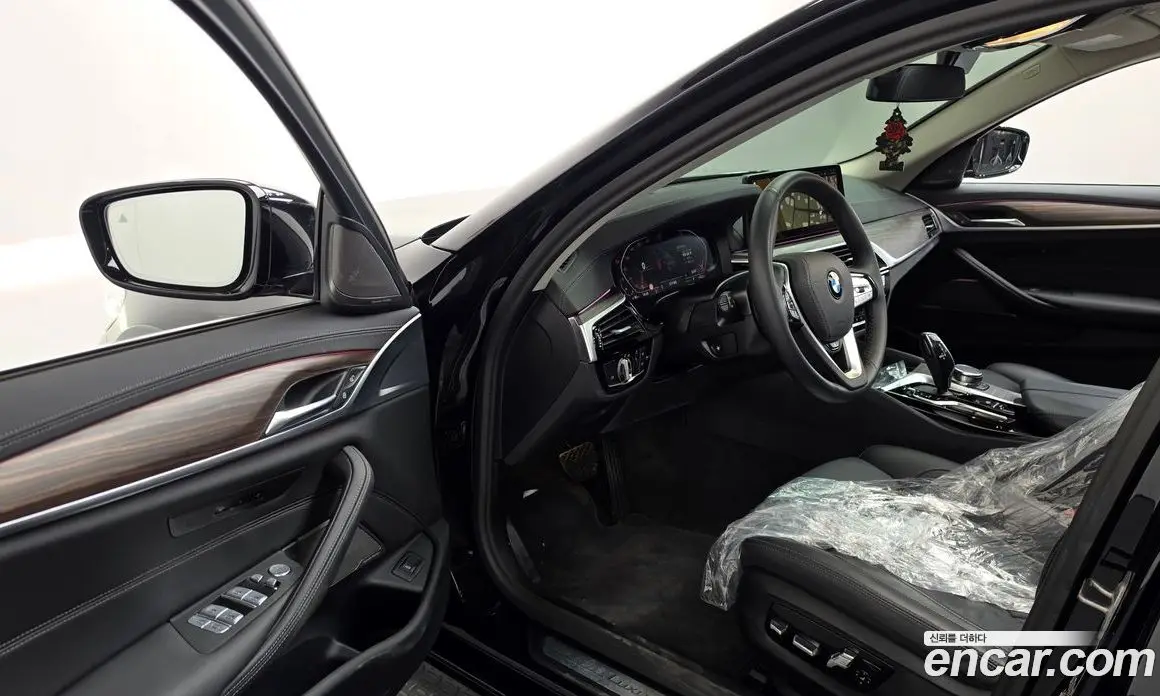 BMW 5 серия 2023 2.0 автомат (гидро), фото 13 BMW 5 серия 2023 2.0 автомат (гидро), фото 13