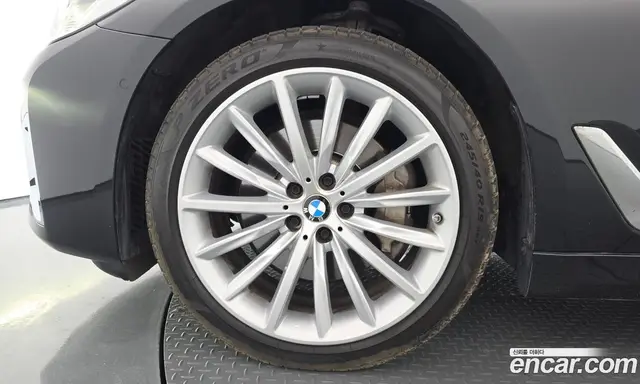 BMW 5 серия 2023 2.0 автомат (гидро), миниатюра 5 BMW 5 серия 2023 2.0 автомат (гидро), миниатюра 5