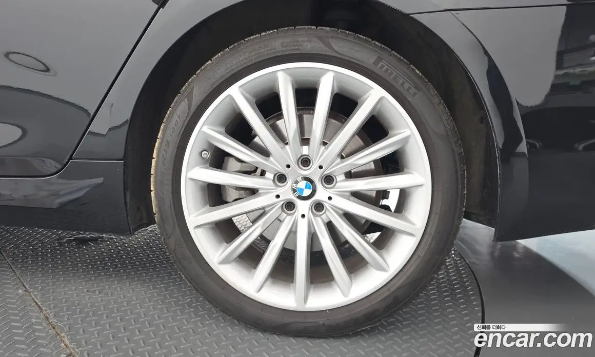 BMW 5 серия 2023 2.0 автомат (гидро), фото 7 BMW 5 серия 2023 2.0 автомат (гидро), фото 7