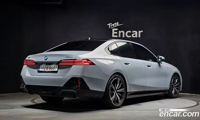 BMW 5 серия 2024 2.0 автомат (гидро), миниатюра 2