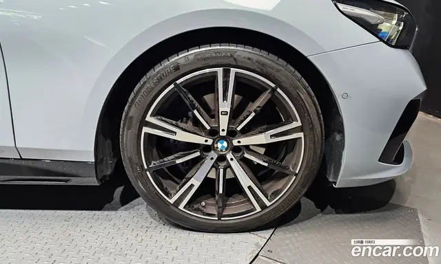 BMW 5 серия 2024 2.0 автомат (гидро), миниатюра 7