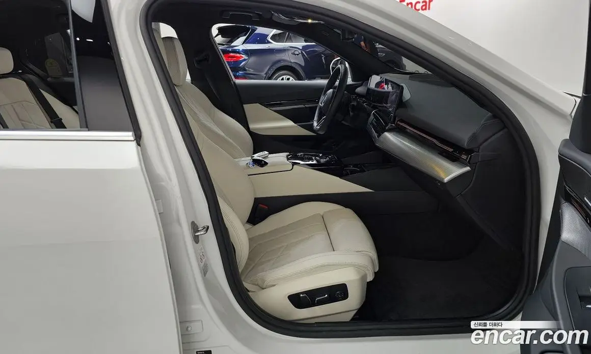 BMW 5 серия 2024 2.0 автомат (гидро), фото 16