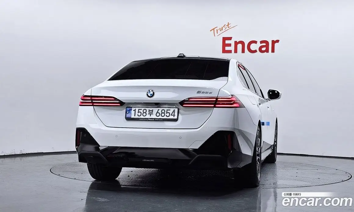 BMW 5 серия 2024 2.0 автомат (гидро), фото 4