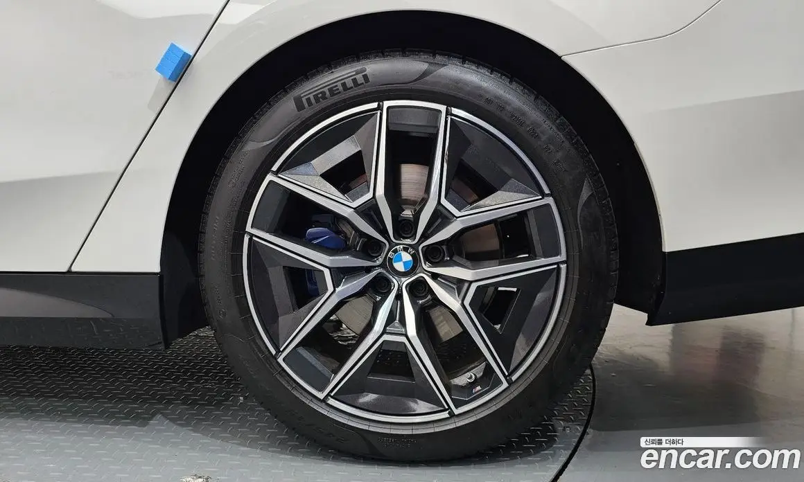 BMW 5 серия 2024 2.0 автомат (гидро), фото 7