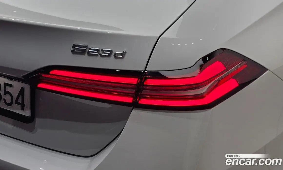 BMW 5 серия 2024 2.0 автомат (гидро), фото 9