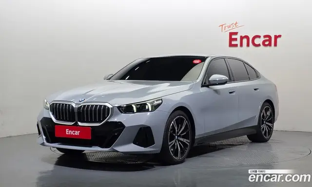 BMW 5 серия, 2025, 31 653 км
