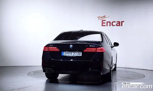 BMW 5 серия 2025 2.0 автомат (гидро), миниатюра 4 BMW 5 серия 2025 2.0 автомат (гидро), миниатюра 4