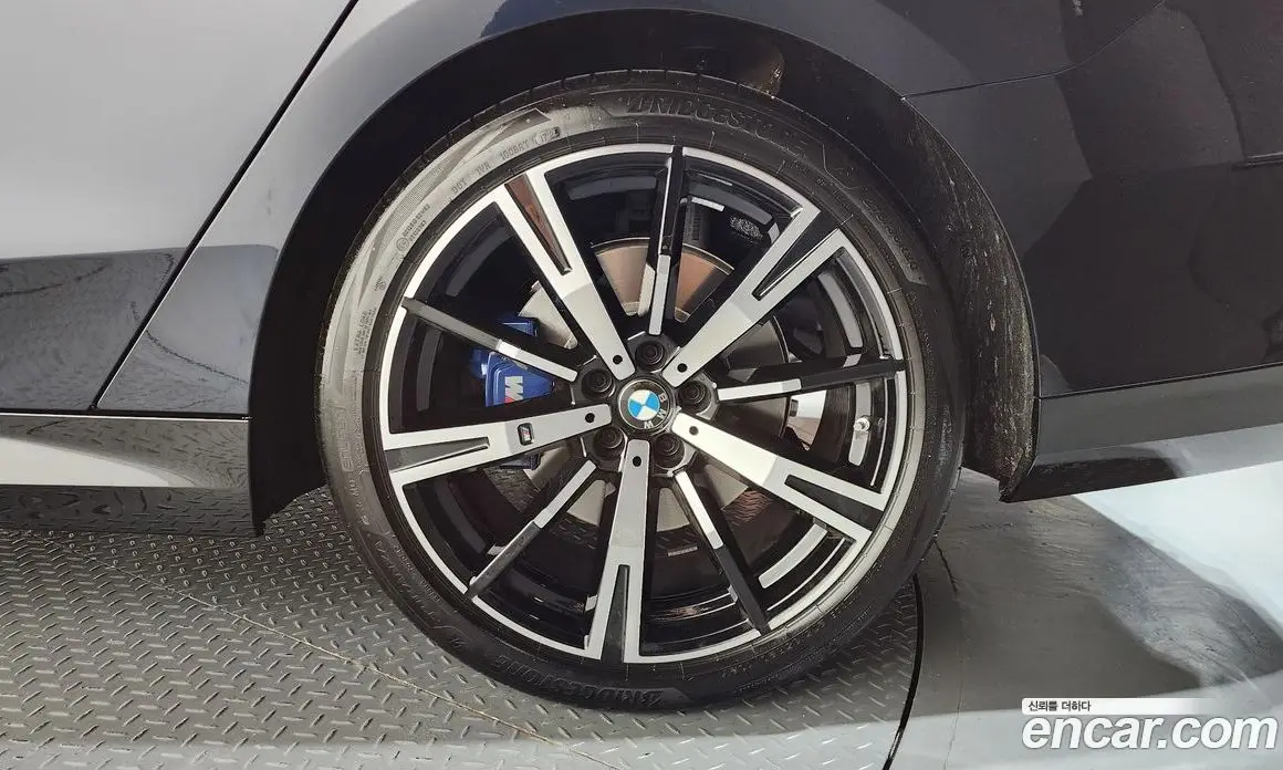 BMW 5 серия 2025 2.0 автомат (гидро), фото 7 BMW 5 серия 2025 2.0 автомат (гидро), фото 7
