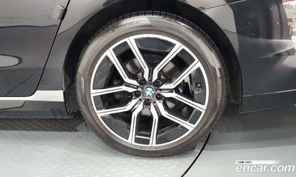 BMW 7 серия 2023 3.0 автомат (гидро), фото 7 BMW 7 серия 2023 3.0 автомат (гидро), фото 7