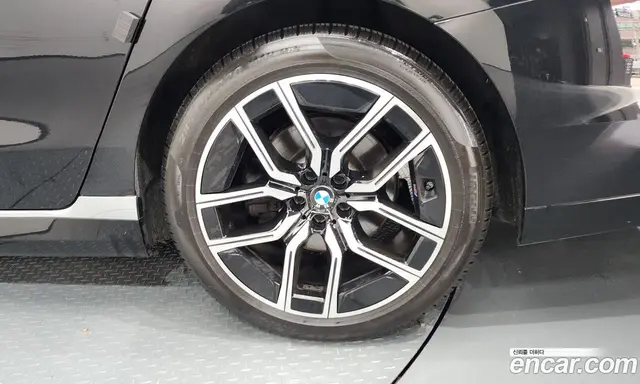 BMW 7 серия 2023 3.0 автомат (гидро), миниатюра 7 BMW 7 серия 2023 3.0 автомат (гидро), миниатюра 7