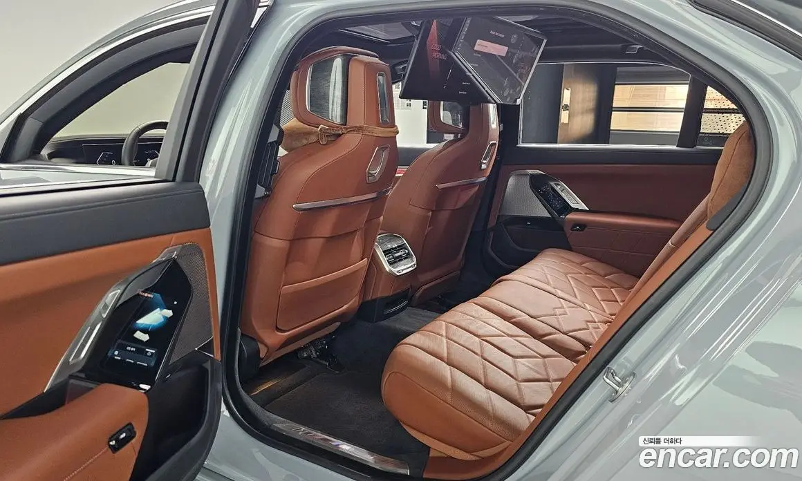 BMW 7 серия 2024 3.0 автомат (гидро), фото 17 BMW 7 серия 2024 3.0 автомат (гидро), фото 17