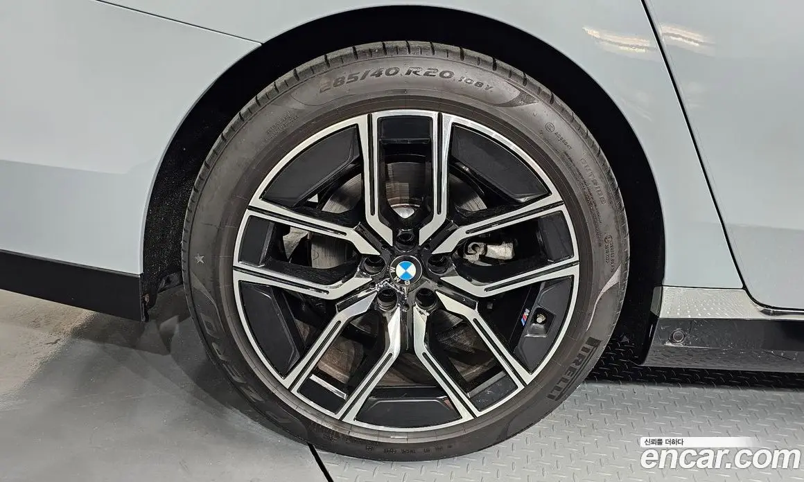 BMW 7 серия 2024 3.0 автомат (гидро), фото 5 BMW 7 серия 2024 3.0 автомат (гидро), фото 5