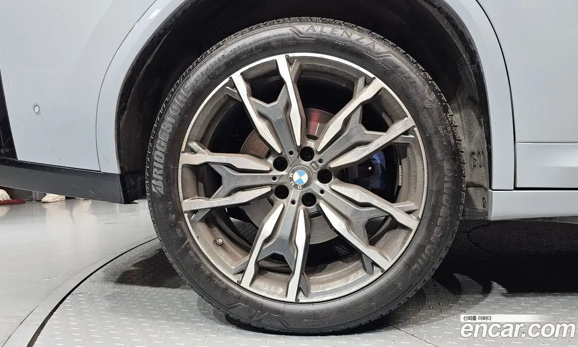 BMW X4 2024 2.0 автомат (гидро), фото 5 BMW X4 2024 2.0 автомат (гидро), фото 5