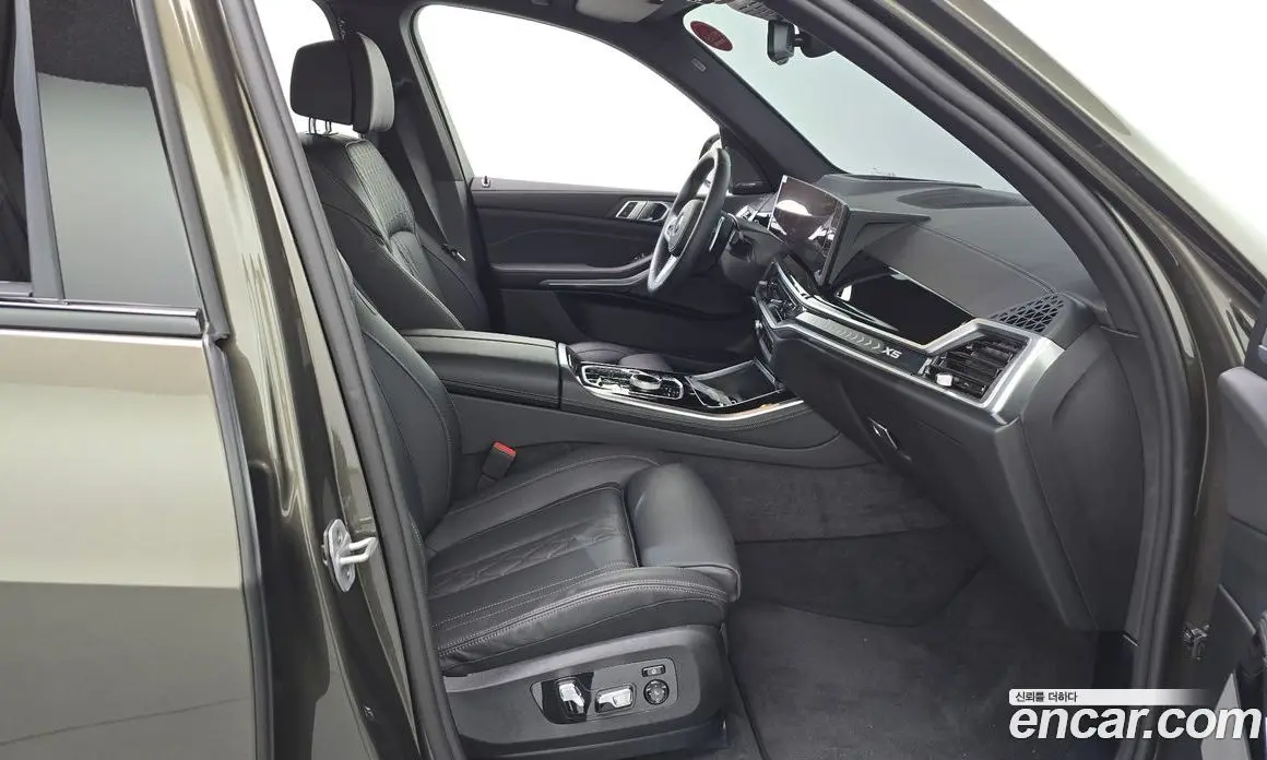 BMW X5 2025 3.0 автомат (гидро), фото 16