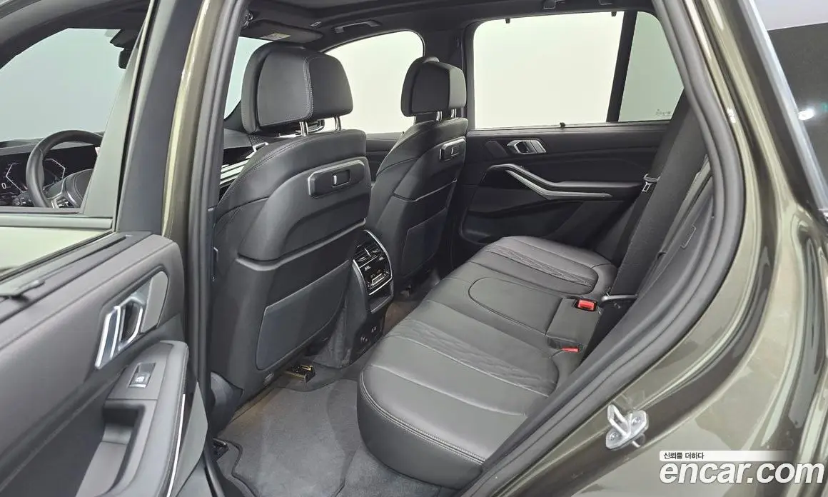BMW X5 2025 3.0 автомат (гидро), фото 17