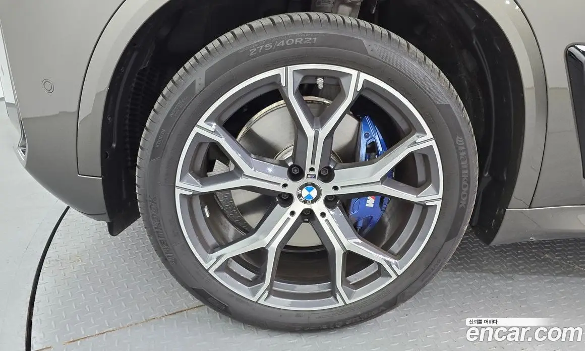 BMW X5 2025 3.0 автомат (гидро), фото 5