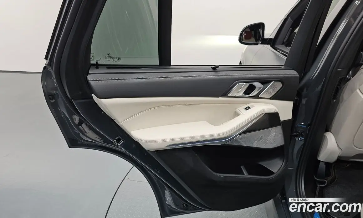 BMW X5 2025 3.0 автомат (гидро), фото 15