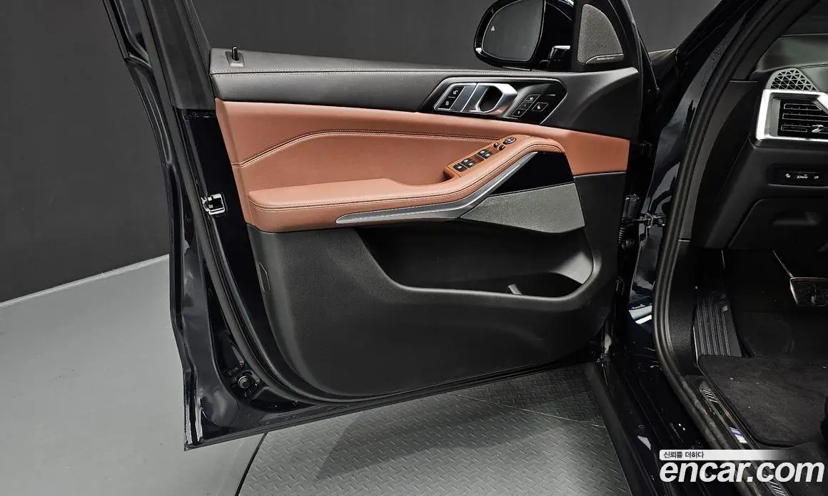 BMW X5 2025 3.0 автомат (гидро), фото 14