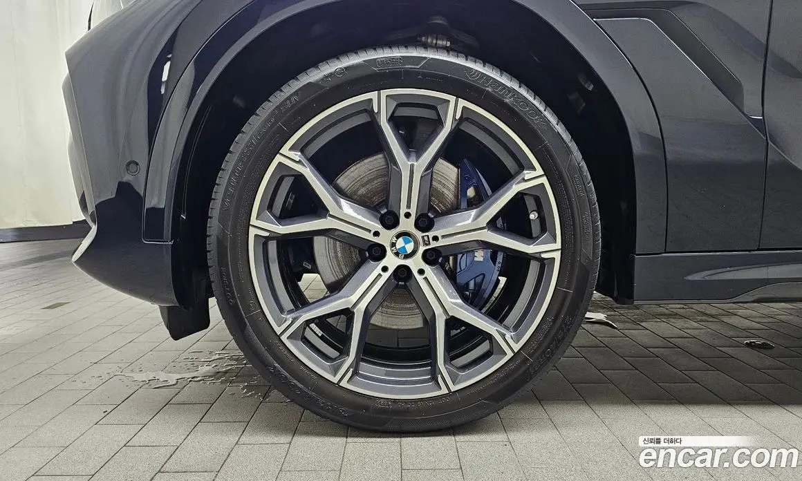 BMW X6 2023 3.0 автомат (гидро), фото 4 BMW X6 2023 3.0 автомат (гидро), фото 4