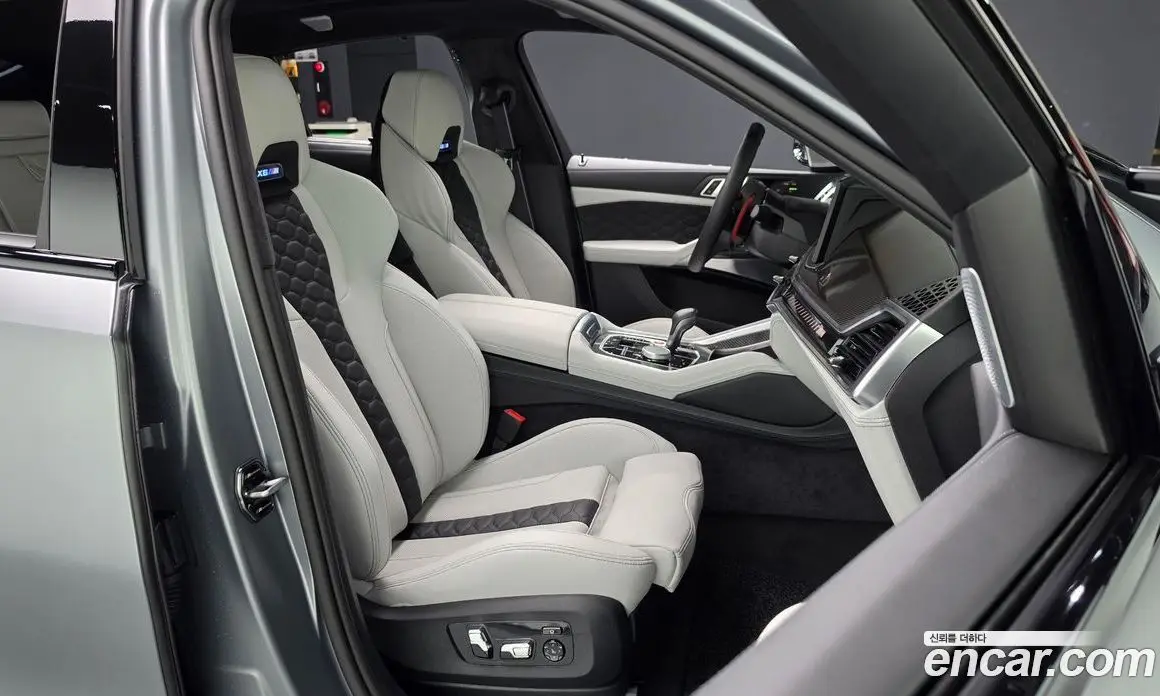 BMW X6M 2025 4.4 автомат (гидро), фото 15 BMW X6M 2025 4.4 автомат (гидро), фото 15