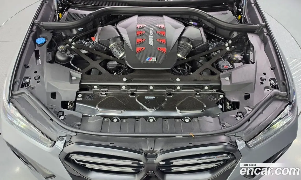 BMW X6M 2025 4.4 автомат (гидро), фото 5 BMW X6M 2025 4.4 автомат (гидро), фото 5