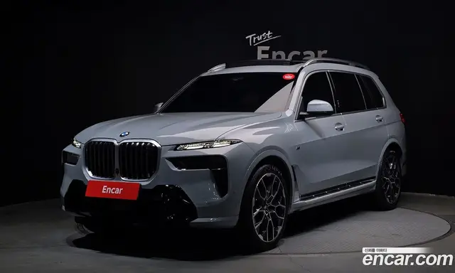 BMW X7, 2025, 5 000 км