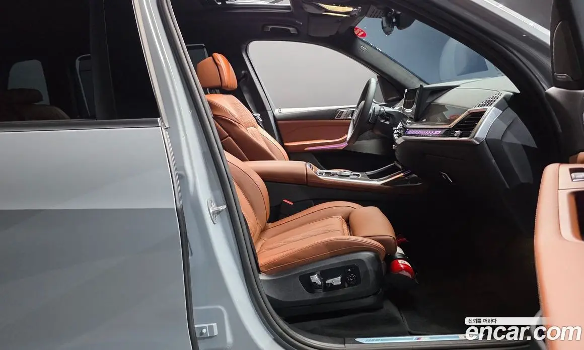 BMW X7 2025 3.0 автомат (гидро), фото 16