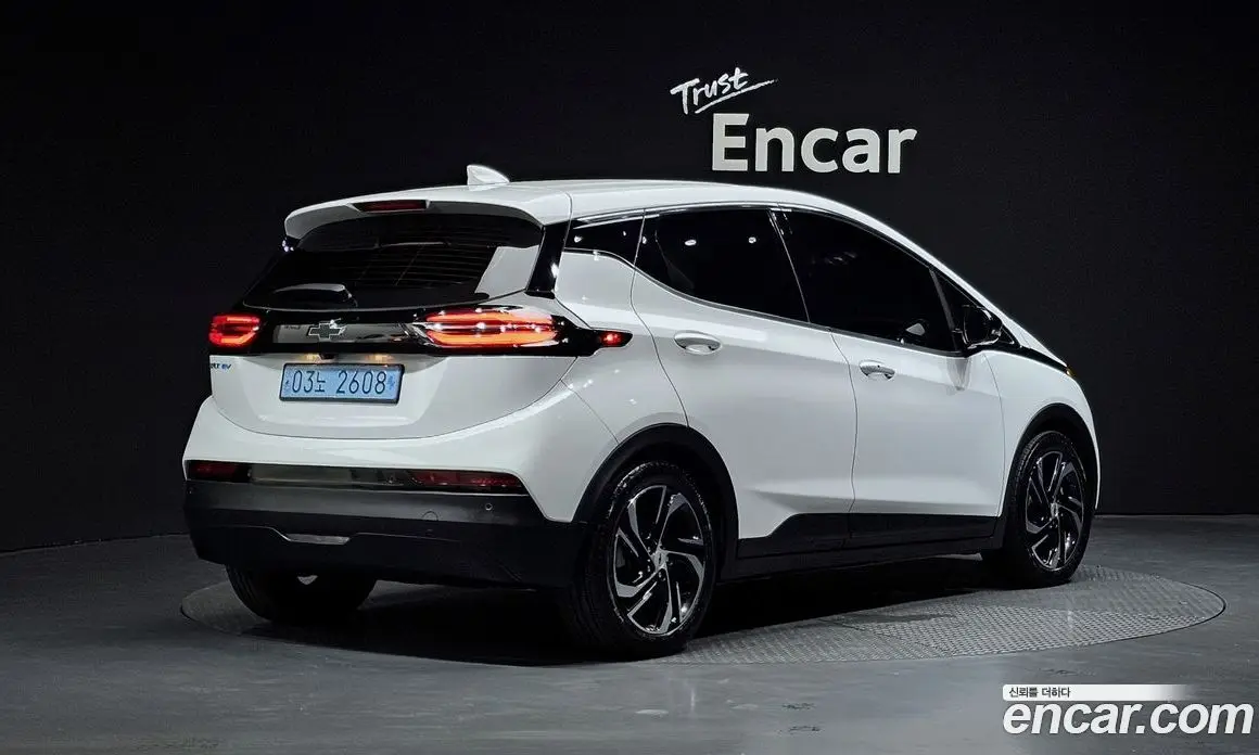 Chevrolet Bolt EV 2023 0.2 автомат (гидро), фото 1 Chevrolet Bolt EV 2023 0.2 автомат (гидро), фото 1