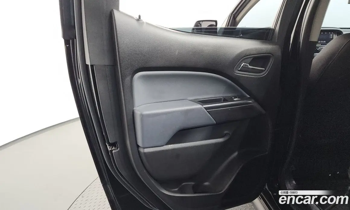 Chevrolet Colorado 2021 3.6 автомат (гидро), фото 15 Chevrolet Colorado 2021 3.6 автомат (гидро), фото 15