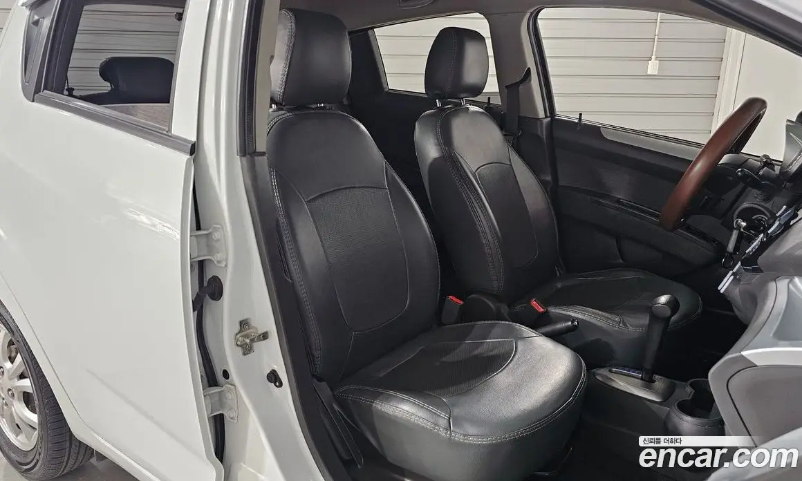 Chevrolet Spark 2014 1.0 автомат (гидро), фото 16 Chevrolet Spark 2014 1.0 автомат (гидро), фото 16