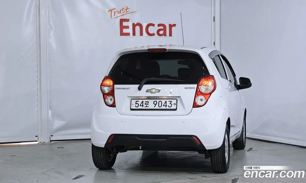 Chevrolet Spark 2014 1.0 автомат (гидро), фото 4 Chevrolet Spark 2014 1.0 автомат (гидро), фото 4