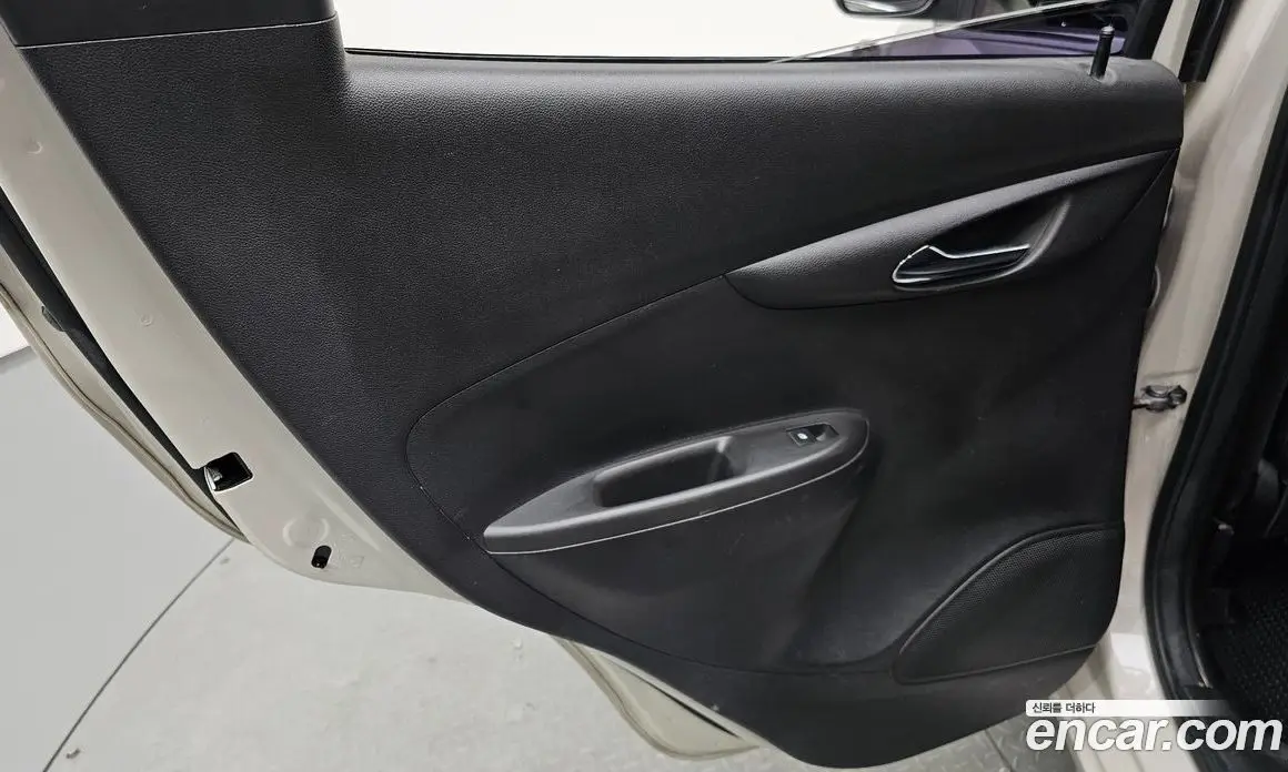 Chevrolet Spark 2015 1.0 автомат (гидро), фото 14