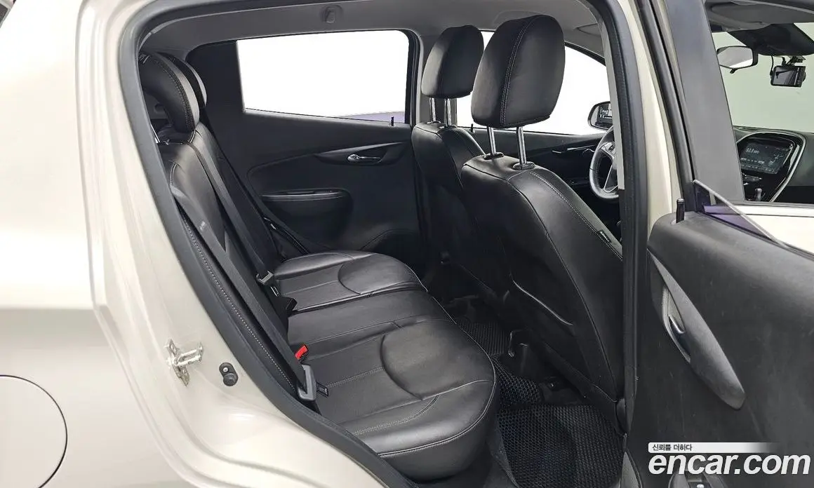 Chevrolet Spark 2015 1.0 автомат (гидро), фото 15