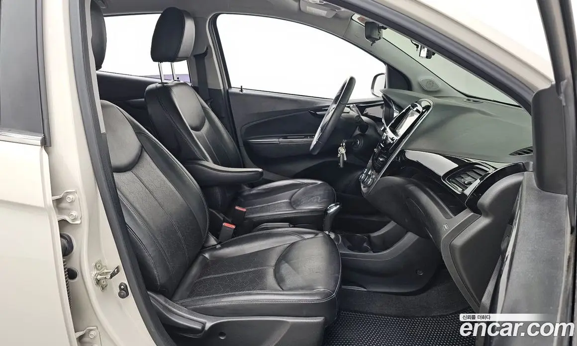 Chevrolet Spark 2015 1.0 автомат (гидро), фото 16